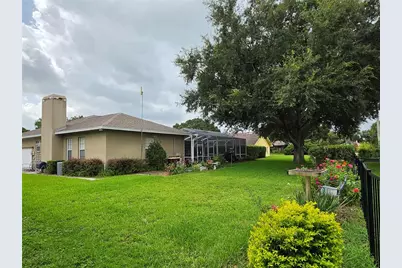 6523 Crews Lake Hills Loop E, Lakeland, FL 33813 - Photo 3