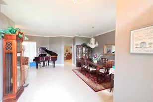 6523 Crews Lake Hills Loop E, Lakeland, FL 33813 - Photo 5