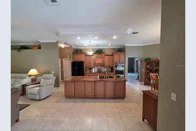 6523 Crews Lake Hills Loop E, Lakeland, FL 33813 - Photo 11