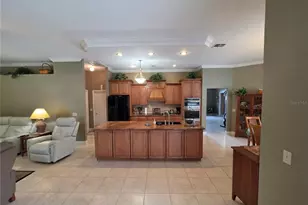 6523 Crews Lake Hills Loop E, Lakeland, FL 33813 - Photo 11