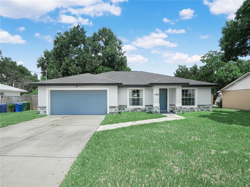 1705 Sandalwood Cir SW - 1705 Sandalwood Cir SW, Winter Haven, FL 33880 Luxury Property | Jose Angel Pina