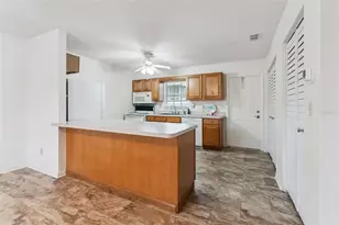 1433 Thousand Roses Ave W, Lake Wales, FL 33853 - Photo 9
