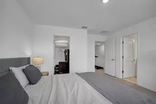 2256 Portrait St, Kissimmee, FL 34758 - Photo 23