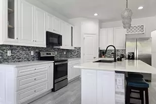 625 Disa Dr, Davenport, FL 33837 - Photo 9