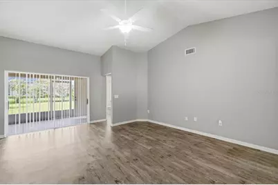 2405 Highlands Vue Parkway, Lakeland, FL 33812 - Photo 9