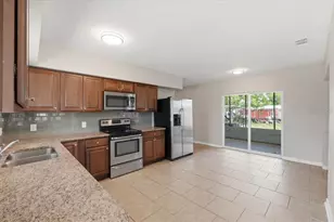 813 Ellerbe Way, Lakeland, FL 33801 - Photo 3