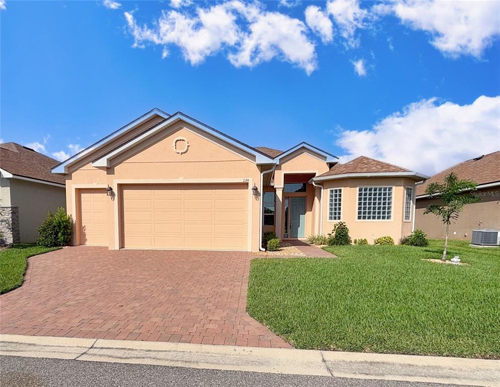 1124 Sawgrass Dr - 1124 Sawgrass Dr, Winter Haven, FL 33884 Luxury Property | Jose Angel Pina