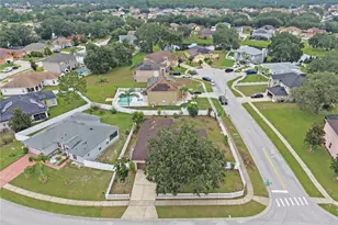 413 Marlberry Leaf Ave, Kissimmee, FL 34758 - Photo 3