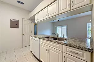 704 Eagle Pond Dr, Winter Haven, FL 33884 - Photo 9