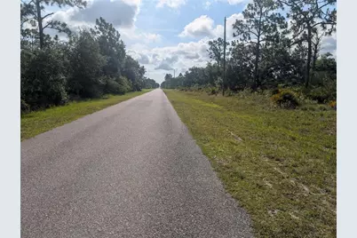 809 Poinciana Drive, Indian Lake Estates, FL 33855 - Photo 9