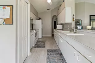 472 Sweetwater Way, Haines City, FL 33844 - Photo 13