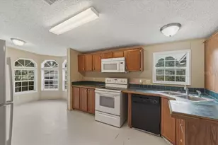 3876 Pioneer Trails Dr, Lakeland, FL 33810 - Photo 15