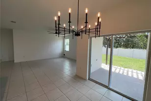 689 Crown Rose Dr, Eagle Lake, FL 33839 - Photo 27