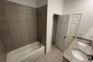 689 Crown Rose Dr, Eagle Lake, FL 33839 - Photo 11
