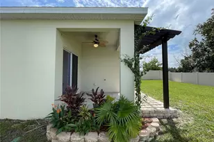 689 Crown Rose Dr, Eagle Lake, FL 33839 - Photo 43
