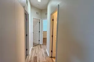 811 Krenson Woods Ln, Lakeland, FL 33813 - Photo 19