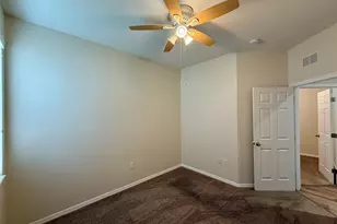 811 Krenson Woods Ln, Lakeland, FL 33813 - Photo 23