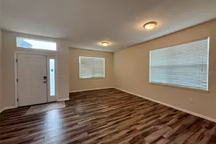 811 Krenson Woods Ln, Lakeland, FL 33813 - Photo 5