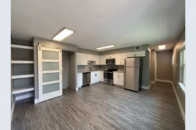 139 Avenue D SW #B, Winter Haven, FL 33880 - Photo 3