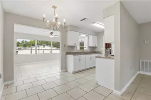 38 Regina Blvd, Beverly Hills, FL 34465 - Photo 11