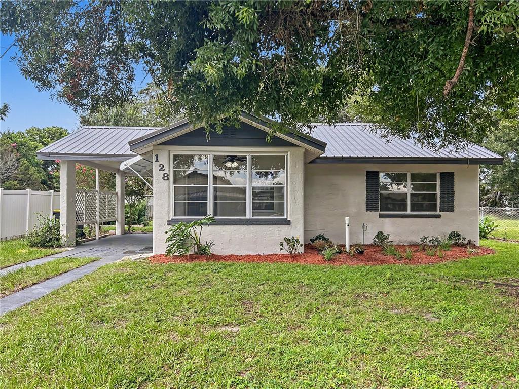 128 Center St - 128 Center St, Winter Haven, FL 33880 Luxury Property | Jose Angel Pina