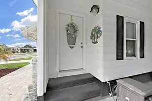 5022 Foxwood Blvd, Lakeland, FL 33810 - Photo 9