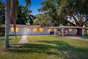 2218 Ave B SW, Winter Haven, FL 33880 - Photo 1