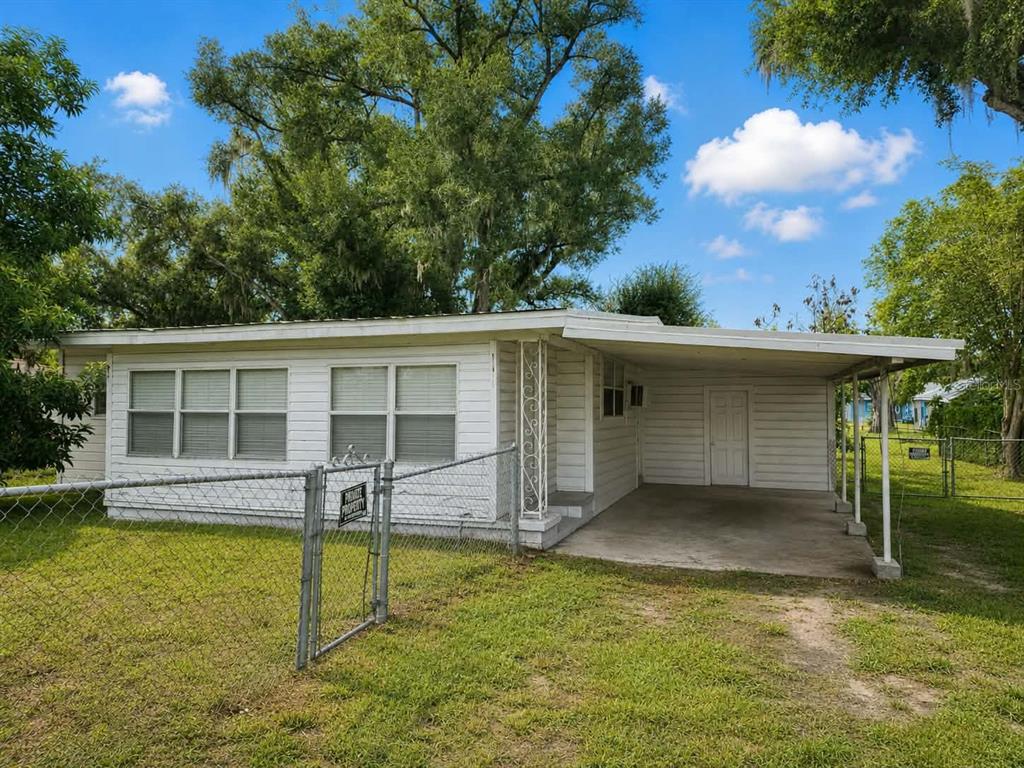 108 9th Eloise St - 108 9th Eloise St, Winter Haven, FL 33880 Luxury Property | Jose Angel Pina