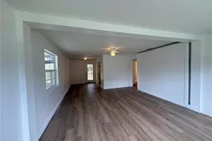 2412 Derbyshire Ave, Lakeland, FL 33803 - Photo 3