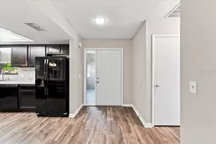 478 Lake Carolyn Cir, Lakeland, FL 33813 - Photo 7