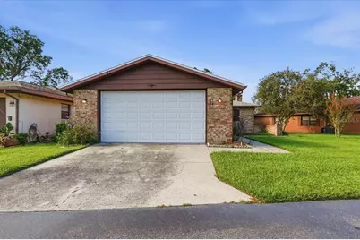 478 Lake Carolyn Circle, Lakeland, FL 33813 - Photo 1