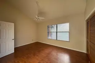 2050 San Marcos Dr SE, Winter Haven, FL 33880 - Photo 7