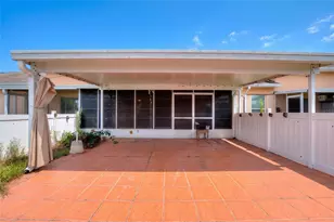 2637 Club Cir, Lake Wales, FL 33854 - Photo 3