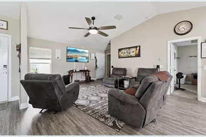 313 Summit Avenue, Lake Wales, FL 33853 - Photo 3