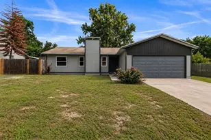 440 Mondra Ct, Lakeland, FL 33809 - Photo 1