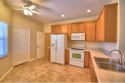 5621 Forest Ridge Drive, Winter Haven, FL 33881 - Photo 11