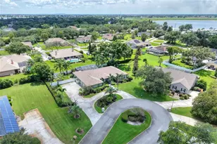 2428 Wildwood Ct, Winter Haven, FL 33884 - Photo 3