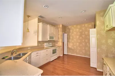 1307 Innsbruck Ct, Winter Haven, FL 33884 - Photo 11