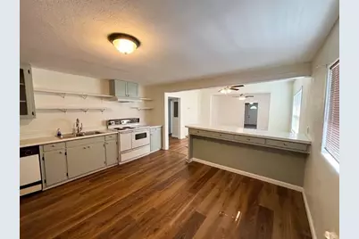 320 W Bullard Avenue, Lake Wales, FL 33853 - Photo 9