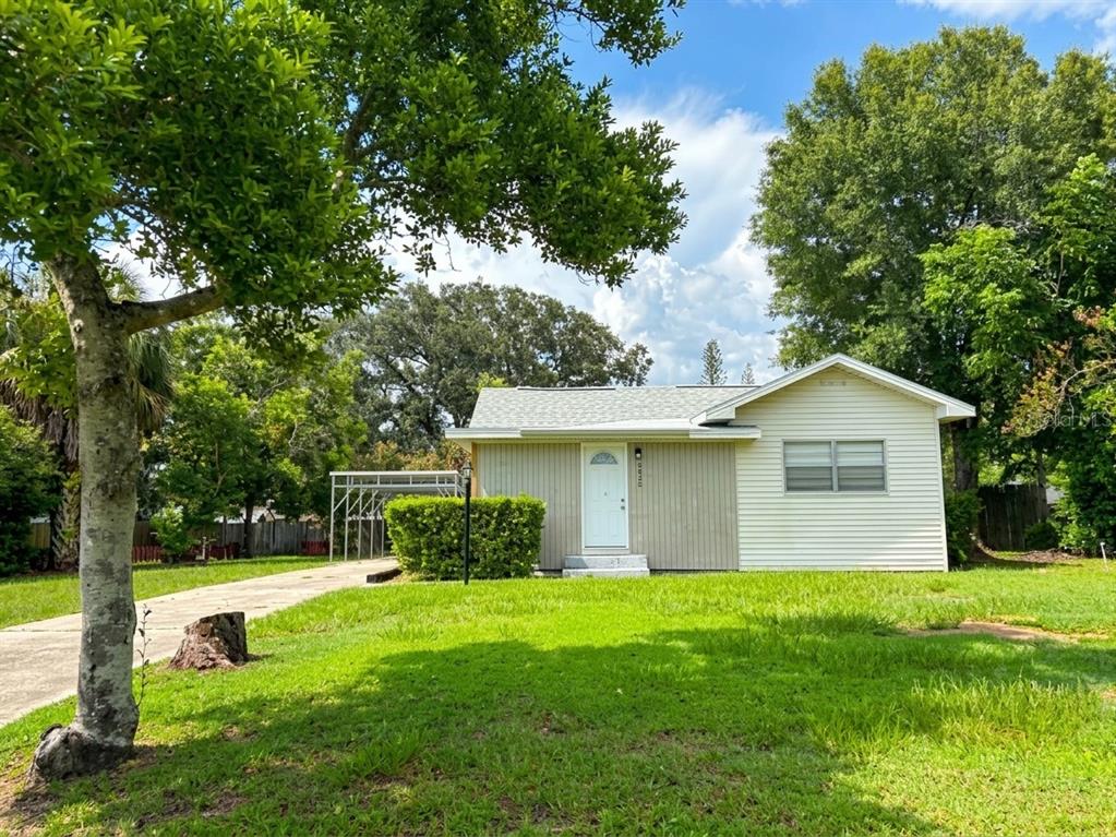320 W Bullard Ave - 320 W Bullard Ave, Lake Wales, FL 33853 Luxury Property | Jose Angel Pina