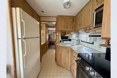 762 Center Crest Boulevard, Davenport, FL 33837 - Photo 7
