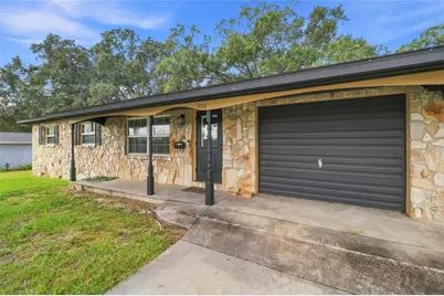 3203 Carleton Circle E, Lakeland, FL 33803 - Photo 5