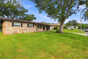 3203 Carleton Cir E, Lakeland, FL 33803 - Photo 1