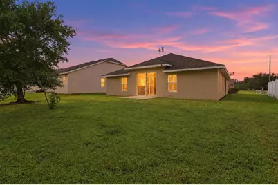 2621 Eagle Cliff Drive, Kissimmee, FL 34746 - Photo 5