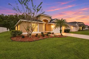 2621 Eagle Cliff Dr, Kissimmee, FL 34746 - Photo 3
