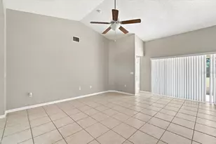 5016 Fairfax E, Lakeland, FL 33813 - Photo 9