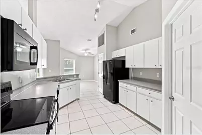 5016 Fairfax E, Lakeland, FL 33813 - Photo 11