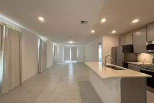 2727 San Marco Wy, Winter Haven, FL 33884 - Photo 7