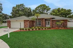 102 Hillside Ct, Winter Haven, FL 33884 - Photo 1