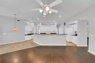 102 Hillside Ct, Winter Haven, FL 33884 - Photo 9